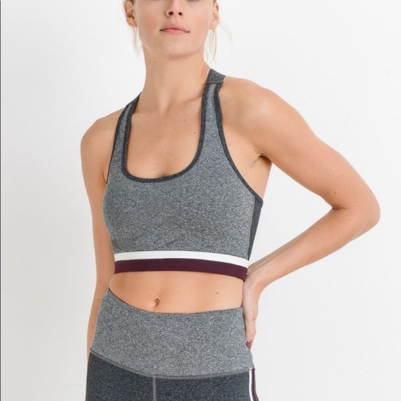 Sports bra by mono B medium - Picture 1 of 4